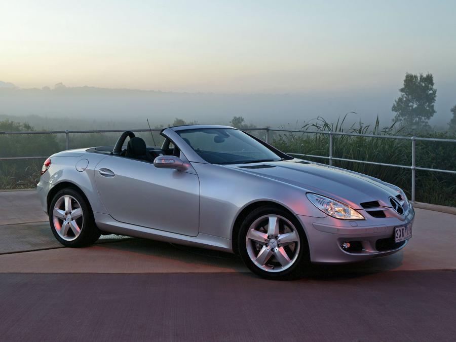  Mercedes-Benz SLK350 2004 года  (AU) (фото 3 из 11)
